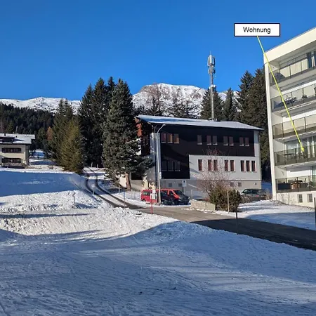 Haus Ladina Apartment